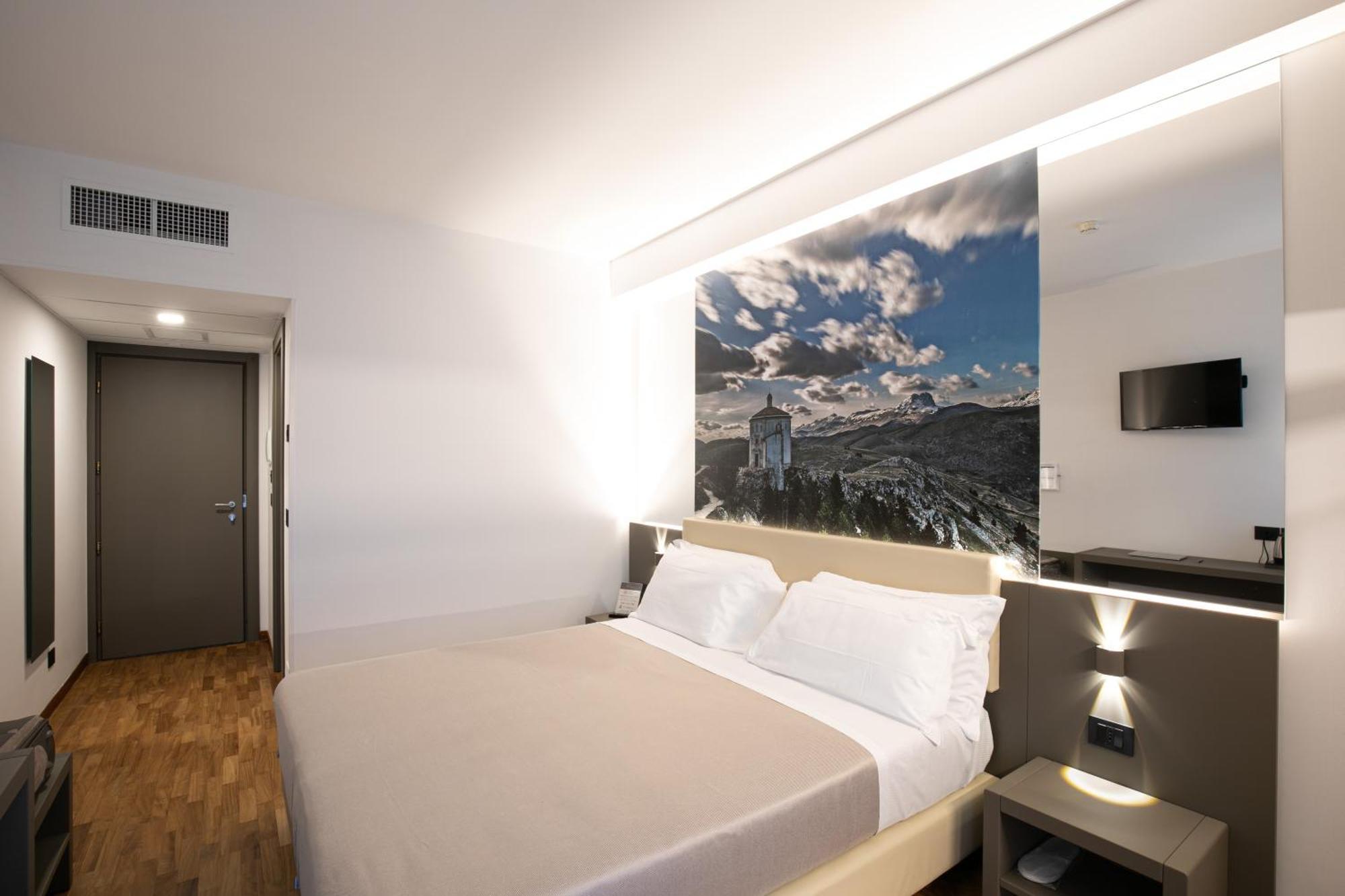 Hotel Federico II Л'Акуила Экстерьер фото
